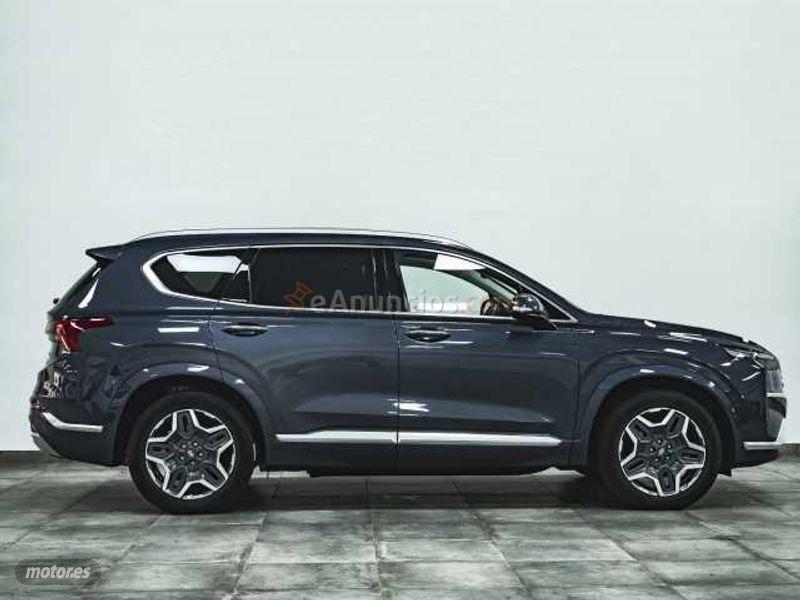 Hyundai Santa Fe 1.6TGDI Style 7pl 4WD 6AT Style de 2021 con 18.460 Km por 52.990 EUR. en Guipuzcoa