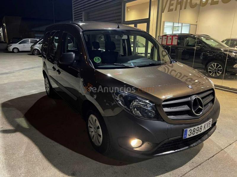 Mercedes Citan TOURER LARGO 110CV 6 VE. 