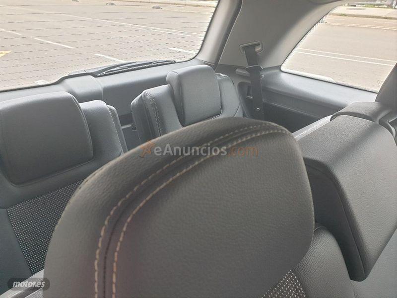 Opel Zafira Cosmo 1.9 CDTi 16v de 2006 con 350.000 Km por 2.600 EUR. en Zaragoza