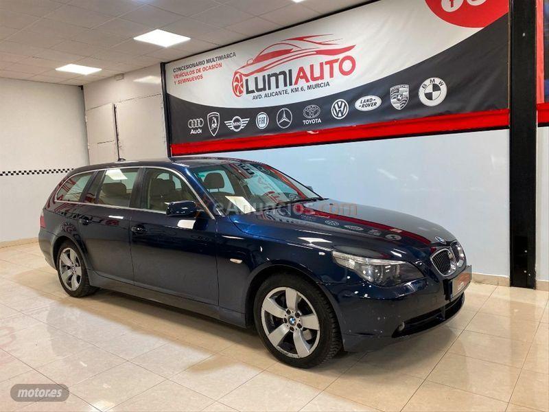 BMW Serie 5 530xd Touring de 2006 con 170.000 Km por 7.900 EUR. en Murcia