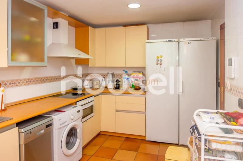 Ático dúplex en venta de 160 m Paseo Antonio Molina,  , Guardia Civil,, Urbanización San Lorenzo  52004 Melilla