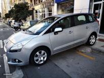 Peugeot 5008 Confort 1.6 VTi 120 de 2010 con 92.000 Km por 7.850 EUR. en Malaga