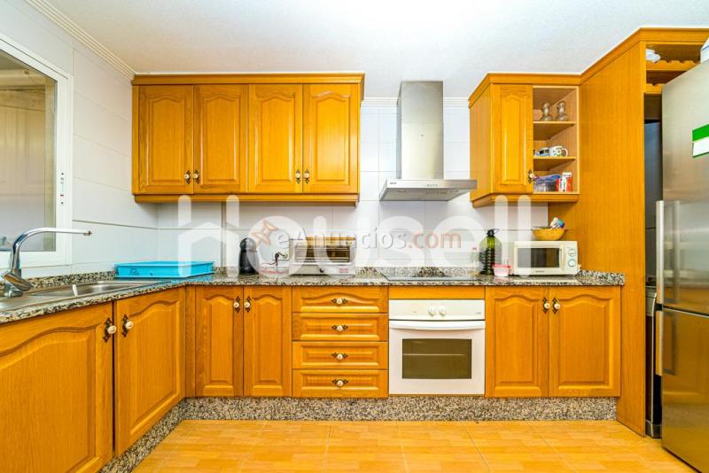 Casa pareada en venta de 250 m en Calle Dinamarca, 03350 Cox (Alacant)