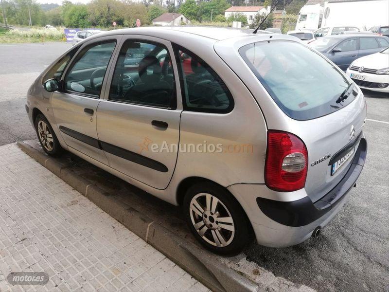 Citroen Xsara Picasso 1.6 HDi 110 X de 2006 con 236.000 Km por 2.200 EUR. en La Coruna