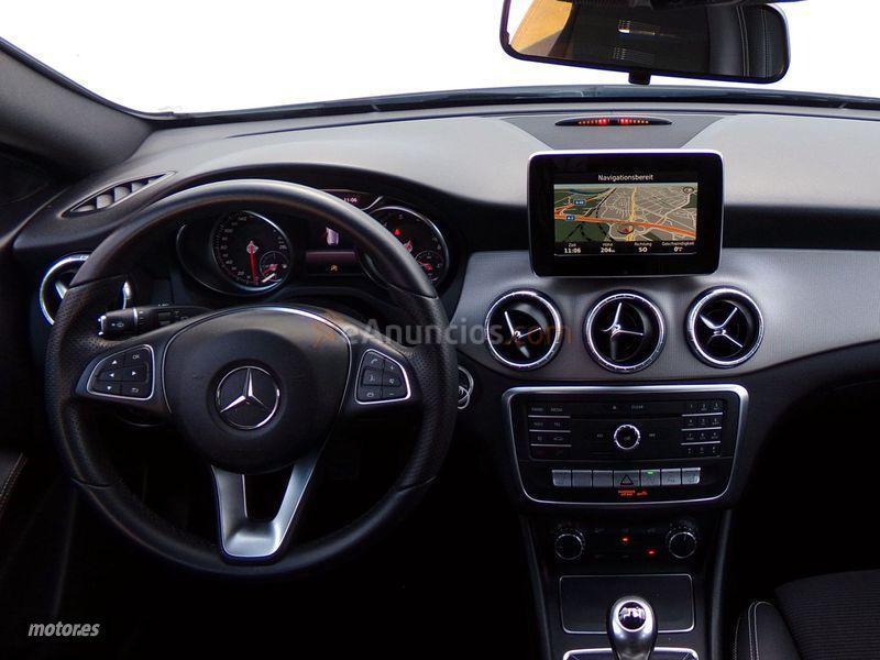 Mercedes Clase CLA CLA 180 Shooting Brake de 2017 con 41.179 Km por 19.920 EUR. en Alicante