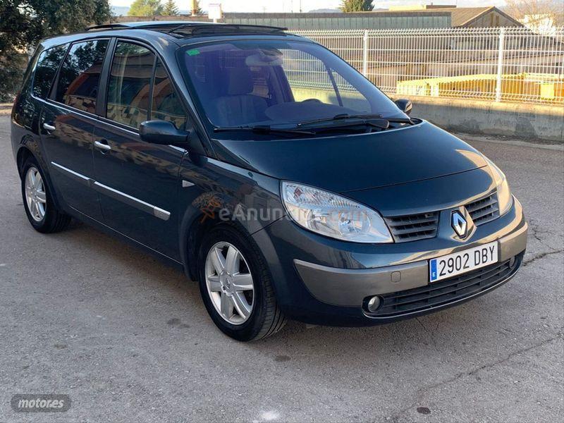 Renault Scenic CONFORT AUTHENTIQUE 1.5DCI80 de 2004 con 198.000 Km por 2.900 EUR. en Barcelona
