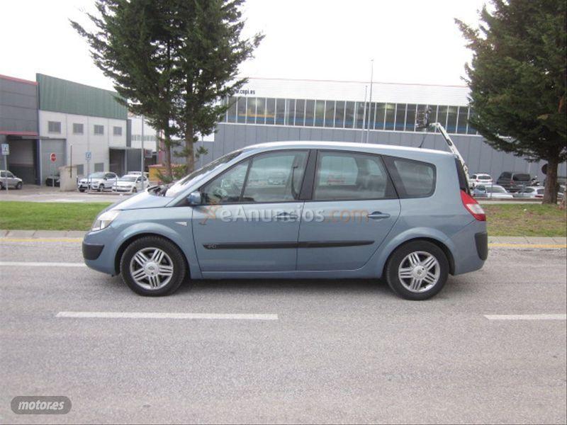Renault Grand Scenic CONFORT EXPRESSION 1.5DCI105 de 2005 con 185.000 Km por 3.900 EUR. en Malaga