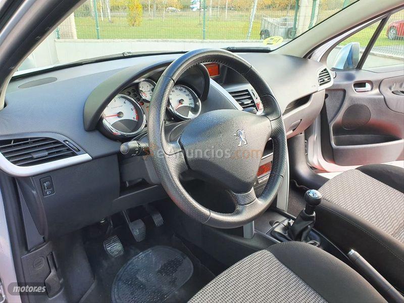 Peugeot 207 SW Sport 1.6 HDI 90 de 2010 con 152.000 Km por 5.900 EUR. en La Coruna