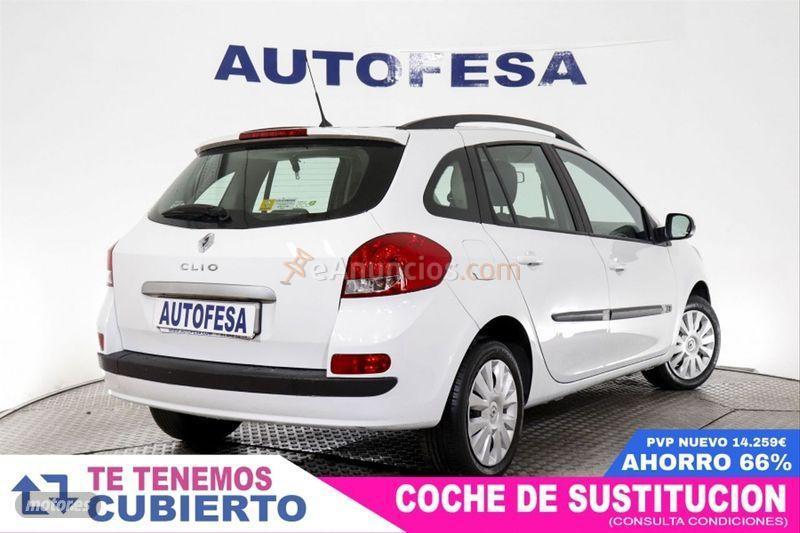 Renault Clio Grand Tour Authentique 1.5dCi 85cv eco2 de 2010 con 124.180 Km por 5.350 EUR. en Madrid