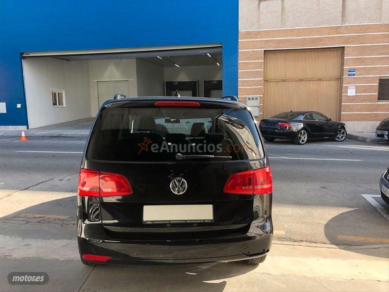 Volkswagen Touran 1.6 TDI 105cv Advance de 2013 con 120.000 Km por 14.999 EUR. en Malaga