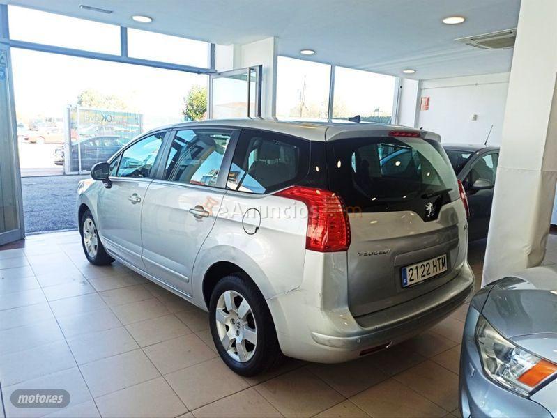 Peugeot 5008 Premium 1.6 HDI 110 FAP de 2010 con 183.665 Km por 5.990 EUR. en Madrid