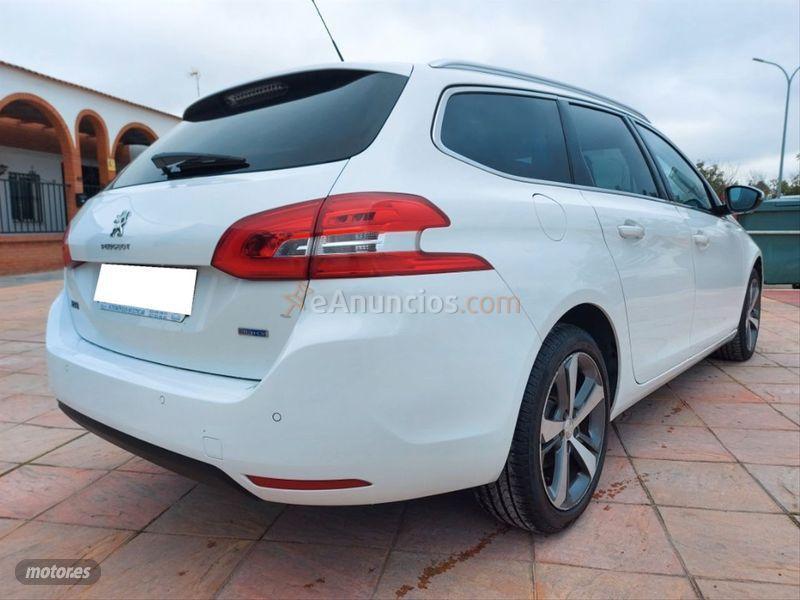 Peugeot 308 SW Allure 2.0 BlueHDi 150 de 2016 con 179.669 Km por 10.990 EUR. en Badajoz