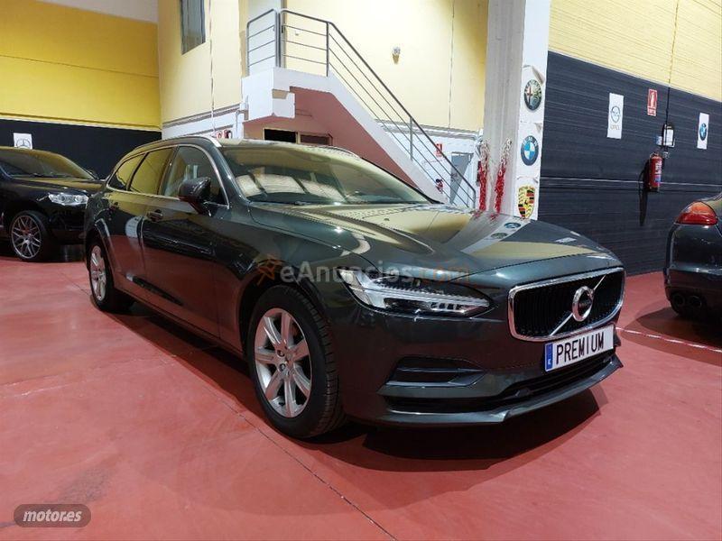 Volvo V 90 2.0 D3 Momentum Auto de 2018 con 99.000 Km por 25.490 EUR. en Madrid