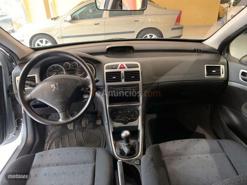 Peugeot 307 SW 2.0 HDi 90 de 2004 con 173.000 Km por 2.699 EUR. en Valencia
