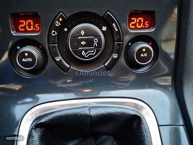 Peugeot 5008 Business Line 1.6 HDI 112 FAP de 2011 con 108.000 Km por 9.400 EUR. en Malaga