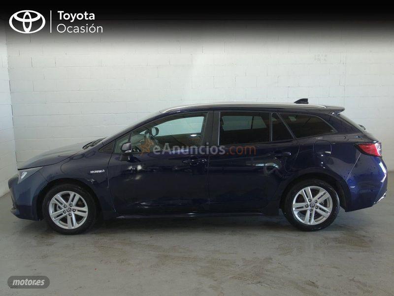 Toyota Corolla 1.8 125H ACTIVE TECH ECVT TOU SPORT de 2021 con 5.380 Km por 23.600 EUR. en Madrid
