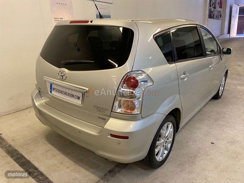 Toyota Corolla Verso 2.2 D4D 136 CV Sol de 2008 con 65.000 Km por 7.500 EUR. en Madrid