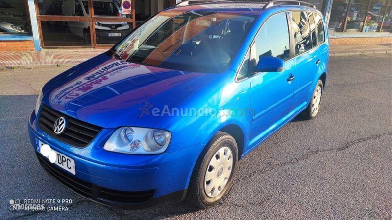 Volkswagen Touran 1.6 CONCEPTLINE de 2005 con 199.000 Km por 4.000 EUR. en Madrid