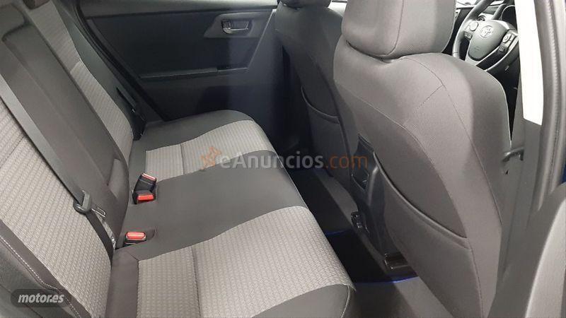 Toyota Auris 1.8 140H Feel Touring Sports de 2018 con 42.506 Km por 17.990 EUR. en Madrid