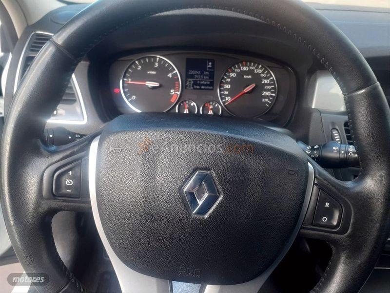 Renault Laguna G.Tour Dyn. TomTom 2.0 En. dCi 130 eco2 de 2013 con 220.000 Km por 6.800 EUR. en Badajoz