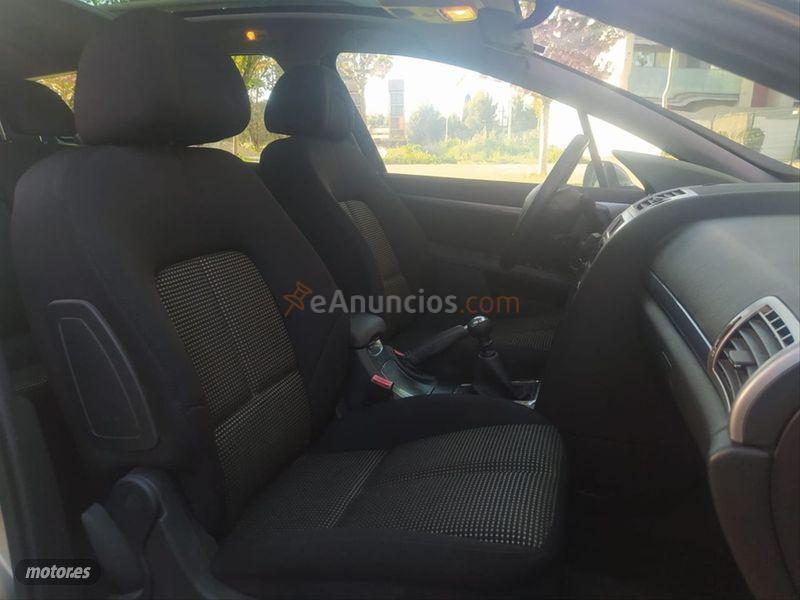 Peugeot 407 SW Premium HDI 136 de 2007 con 165.000 Km por 2.490 EUR. en Lleida