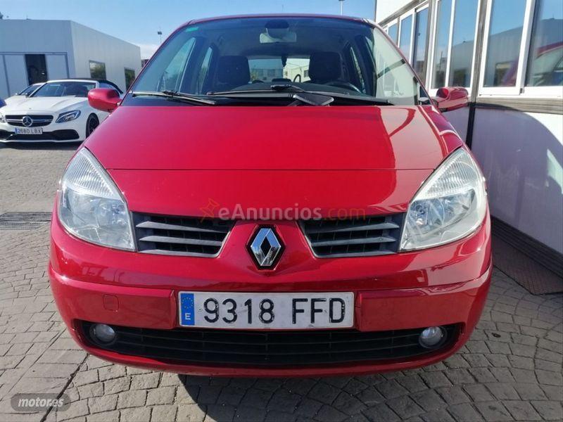 Renault Grand Scenic Dynamique 7 plazas 1.5dCi105 EU4 de 2006 con 200.000 Km por 3.300 EUR. en Sevilla