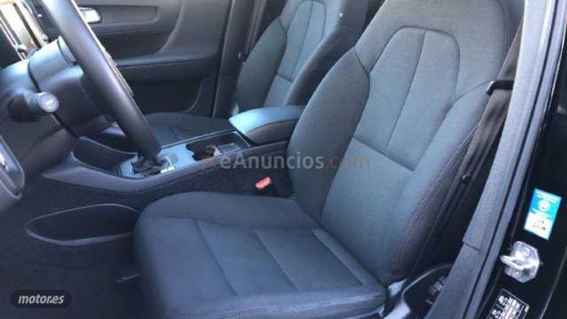 Volvo XC40 2.0 D3 150 5P de 2018 con 32.451 Km por 32.900 EUR. en Cordoba