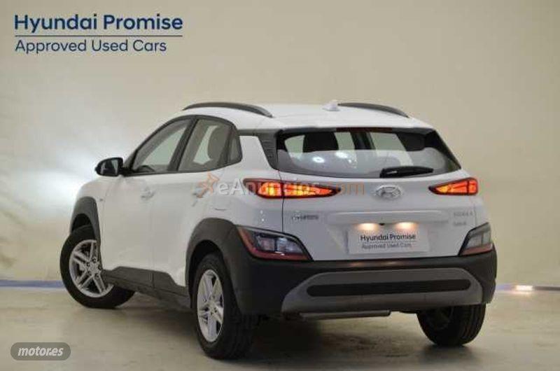 Hyundai Kona FL TGDI 1.0 120CV 48V 4X2 MAXX de 2021 con 7.625 Km por 20.490 EUR. en Jaen