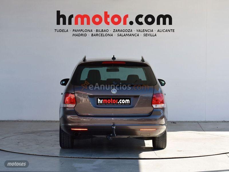 Volkswagen Golf Variant 1.6 TDI 105cv DPF Advance de 2013 con 106.502 Km por 10.970 EUR. en Madrid