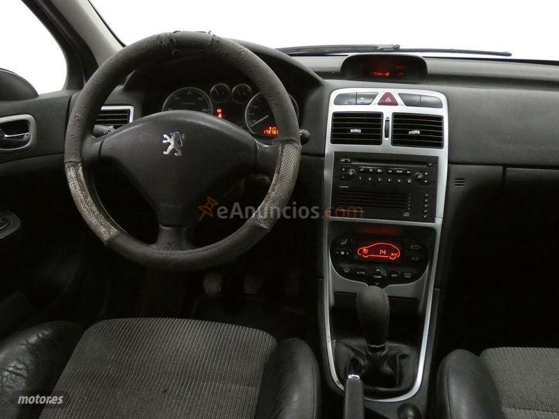 Peugeot 307 Break 2.0 HDi 110 XR Clim de 2004 con 179.754 Km por 2.900 EUR. en Madrid