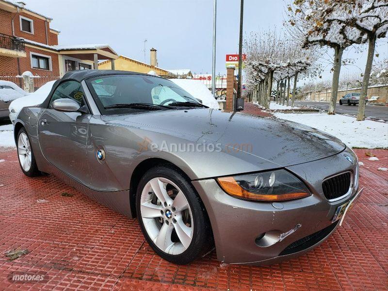 BMW Z4 2.5i de 2004 con 150.000 Km por 8.999 EUR. en Salamanca