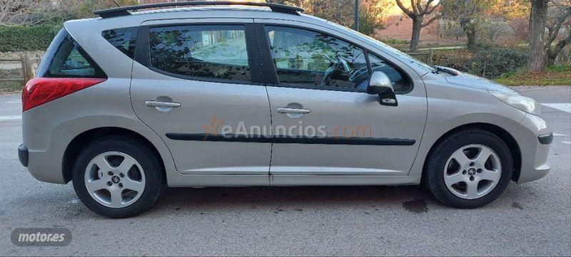 Peugeot 207 SW Confort 1.4 VTi 16v 95 de 2007 con 122.000 Km por 4.250 EUR. en Barcelona