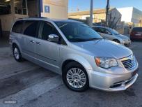 Lancia Voyager 2.8 CRD PLATINUM de 2012 con 230.000 Km por 10.900 EUR. en Madrid