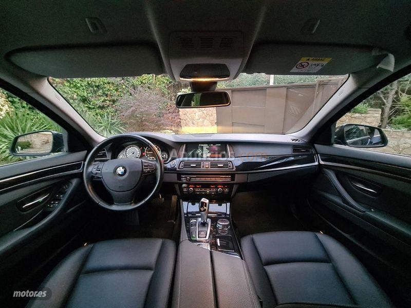 BMW Serie 5 520dA Touring de 2016 con 155.900 Km por 17.990 EUR. en Madrid