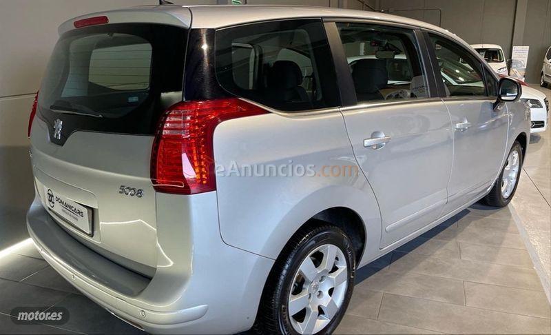 Peugeot 5008 Confort 1.6 HDI 110 FAP de 2010 con 155.000 Km por 7.500 EUR. en Alicante