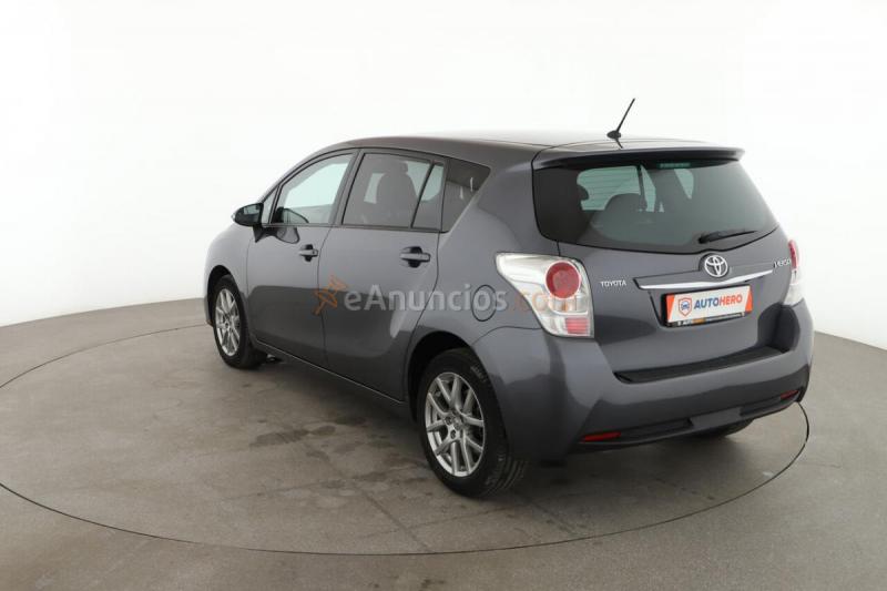 Toyota Verso 1.6 Advance