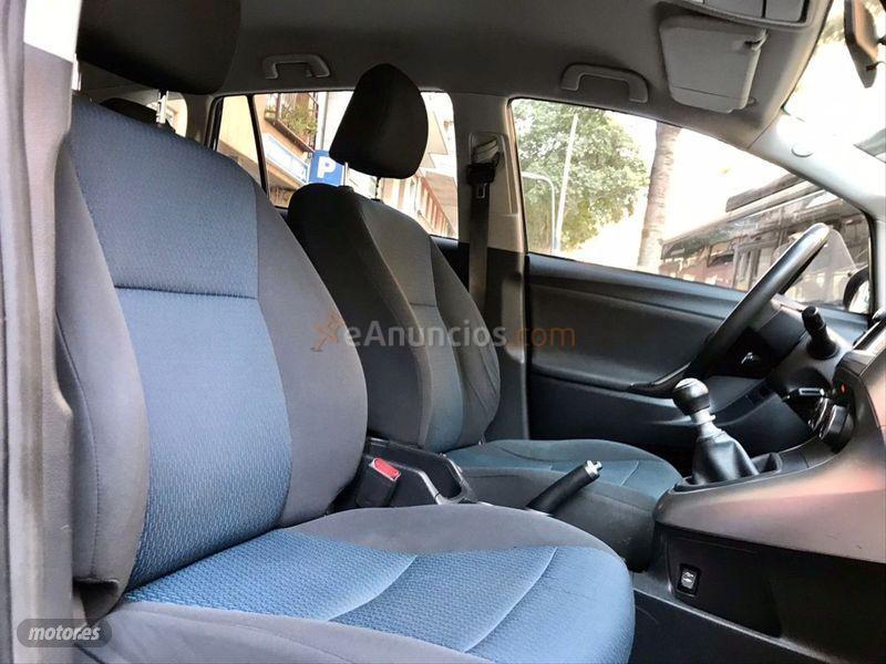 Toyota Verso 130 Active 7pl. de 2013 con 125.000 Km por 10.995 EUR. en Barcelona