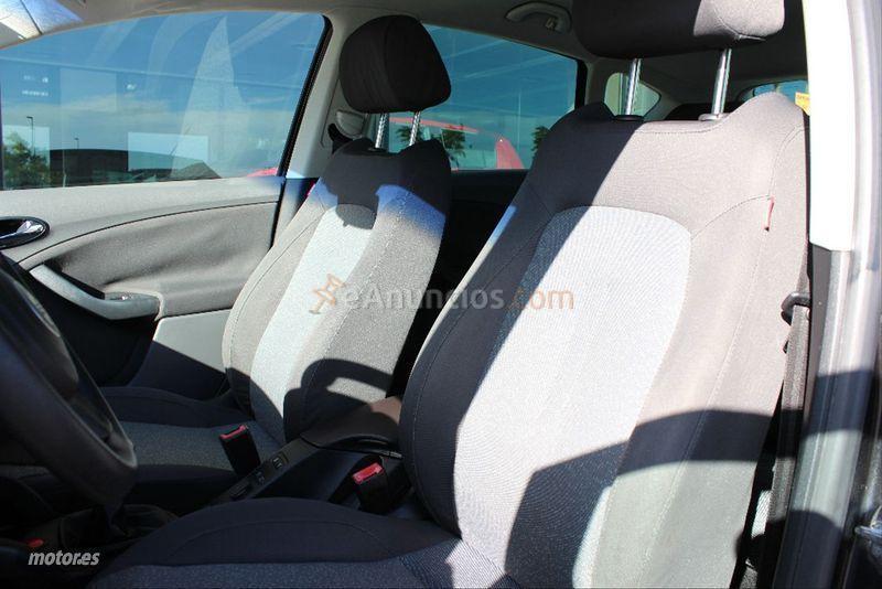 Seat Altea 1.9 TDI 105cv Sport de 2006 con 199.800 Km por 3.995 EUR. en Zaragoza