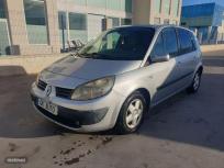 Renault Scenic CONFORT AUTHENTIQUE 1.5DCI80 de 2005 con 147.000 Km por 2.750 EUR. en Madrid