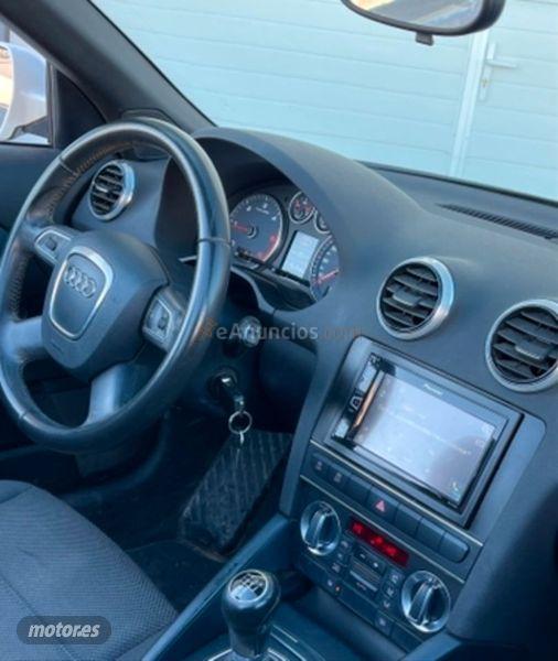 Audi A3 Cabrio 1.6 TDI 110cv clean d Attraction de 2014 con 115.000 Km por 11.999 EUR. en Jaen