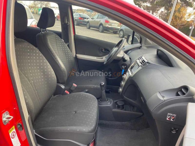 Toyota Yaris 1.3  Vvti 