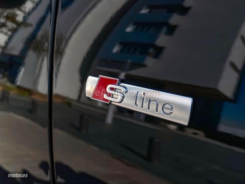 Audi A4 Avant Black line 35 TDI 110kW S tronic de 2019 con 29.400 Km por 29.400 EUR. en Madrid