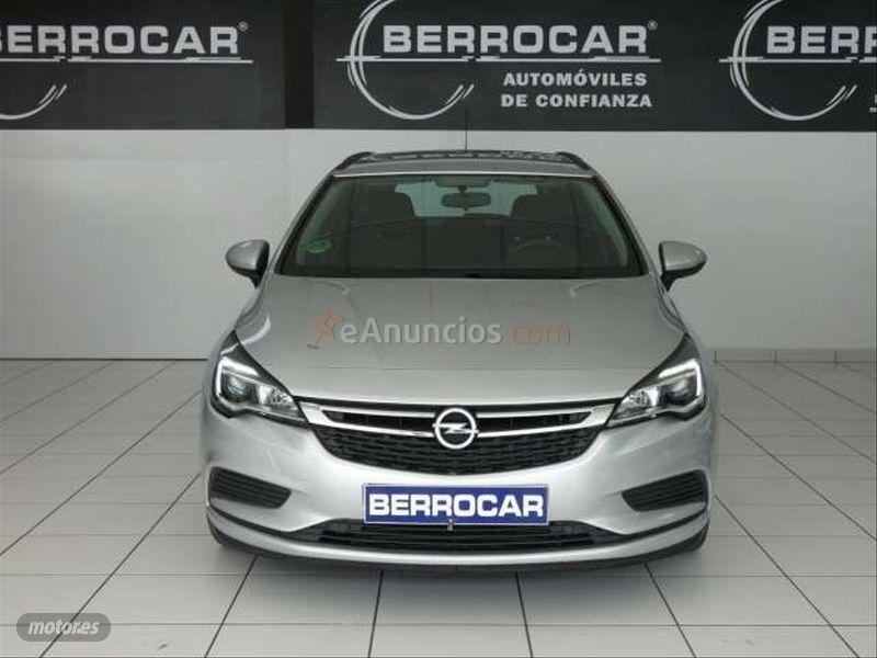 Opel Astra 1.6 CDTi 110 CV Selective ST de 2016 con 89.962 Km por 12.940 EUR. en Sevilla