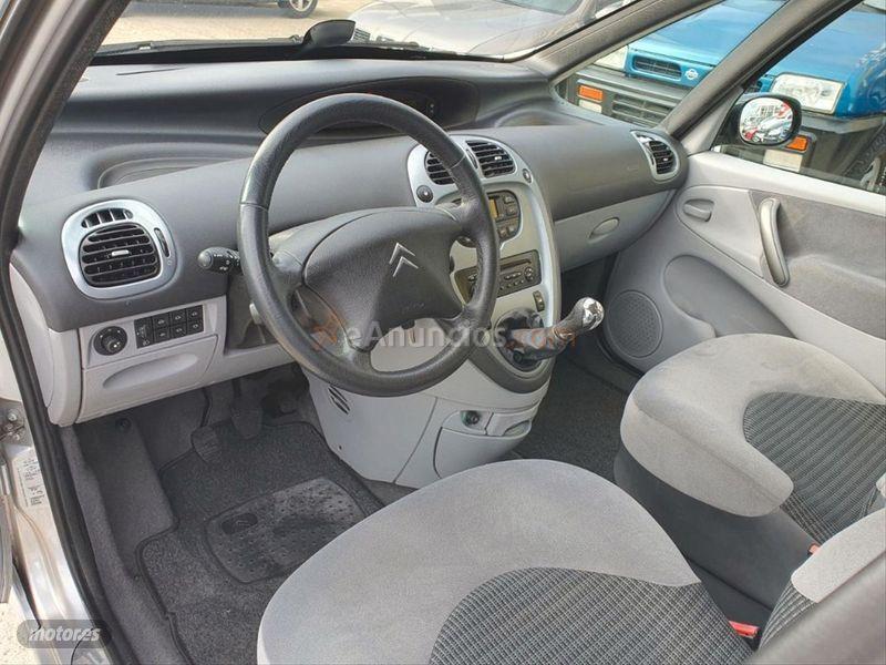 Citroen Xsara Picasso 1.6 16v HDI SX Top de 2006 con 87.000 Km por 4.900 EUR. en Salamanca