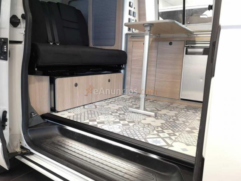 Volkswagen Transporter T5 2.0TDI Camper