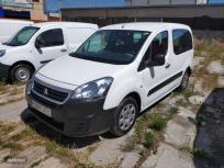 Peugeot Partner TEPEE Style 1.6 BlueHDi 100 de 2016 con 180.000 Km por 6.528 EUR. en Madrid