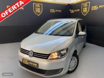 Volkswagen Touran 1.6 TDI 105cv Advance de 2012 con 239.000 Km por 9.490 EUR. en Madrid