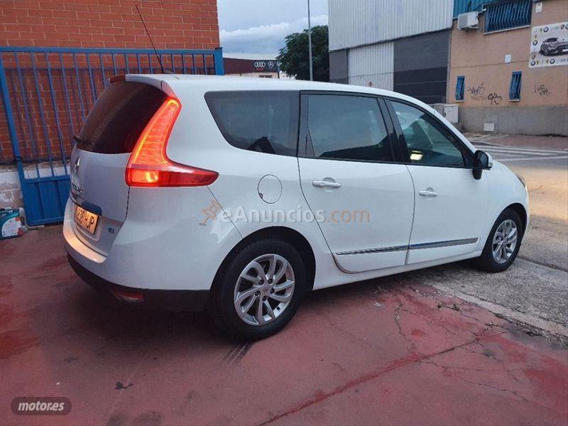Renault Grand Scenic Dynamique Energy dCi 130 eco2 7p de 2012 con 135.000 Km por 11.999 EUR. en Madrid