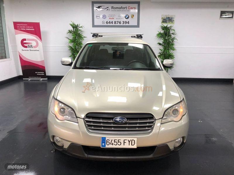 Subaru Outback 2.5i de 2008 con 218.765 Km por 4.999 EUR. en Sevilla