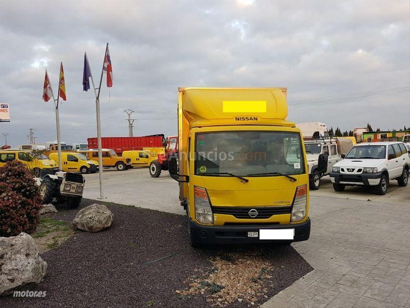 Nissan Cabstar D35132C61 Comfort Media Caja Aluminio de 2007 con 348.242 Km por 5.000 EUR. en Valladolid